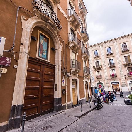 Rg9 Room Catania Exteriör bild